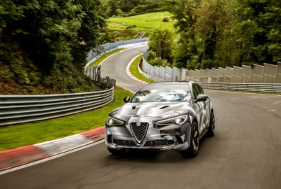 Alfa Romeo Stelvio Quadrifoglio bije rekord okrążenia na torze Nurburgring