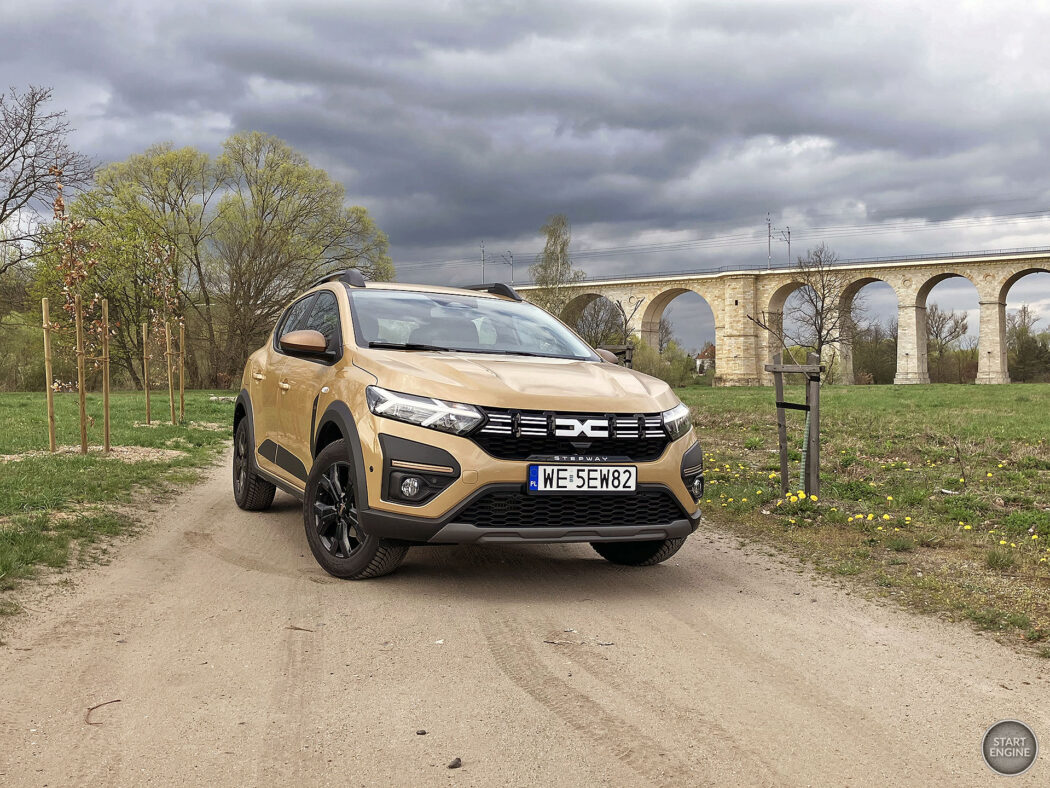Dacia Sandero Stepway Extreme 1.0 TCe 90 KM auto
