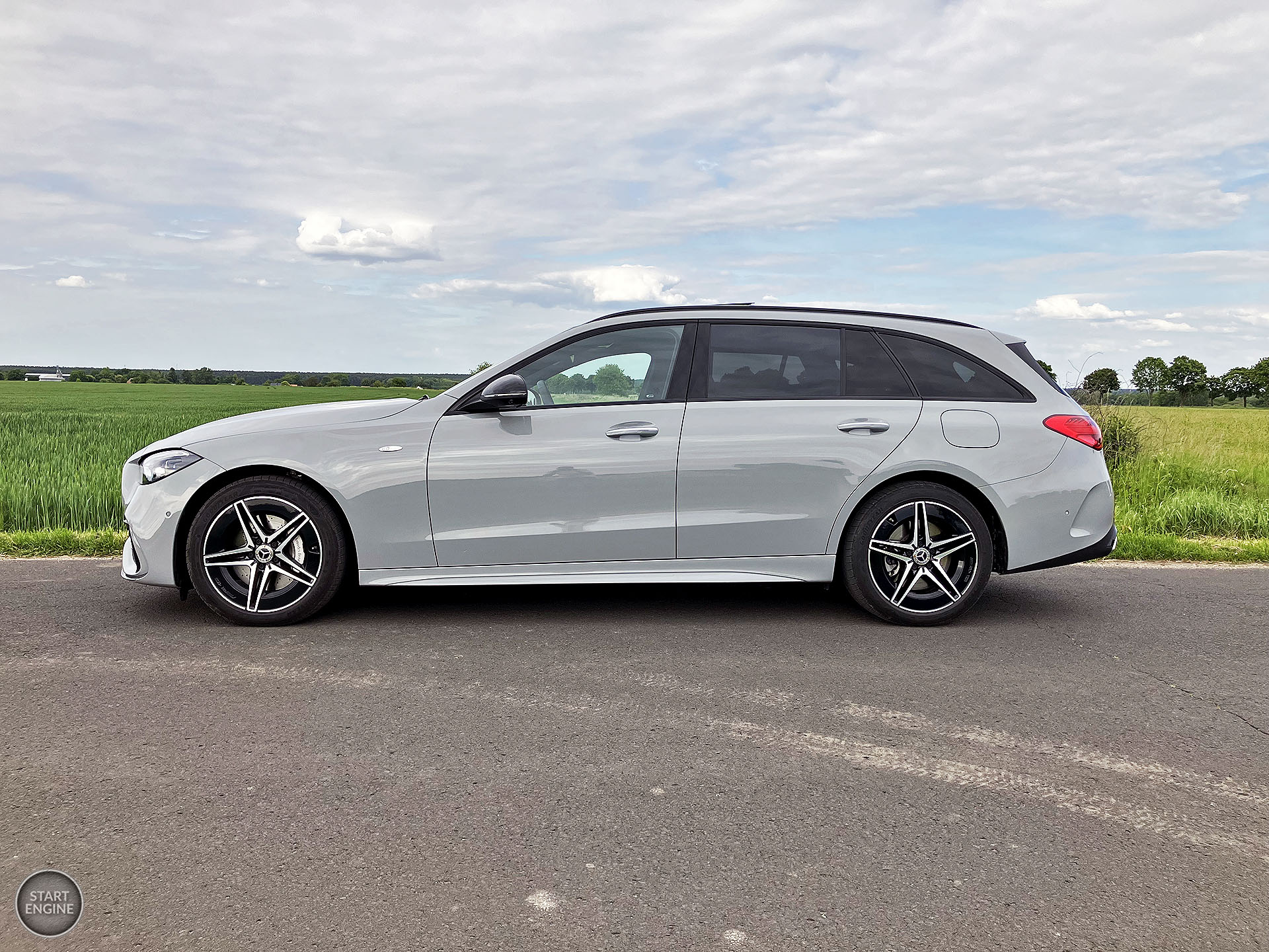 Mercedes-Benz C 300 de EQ Estate