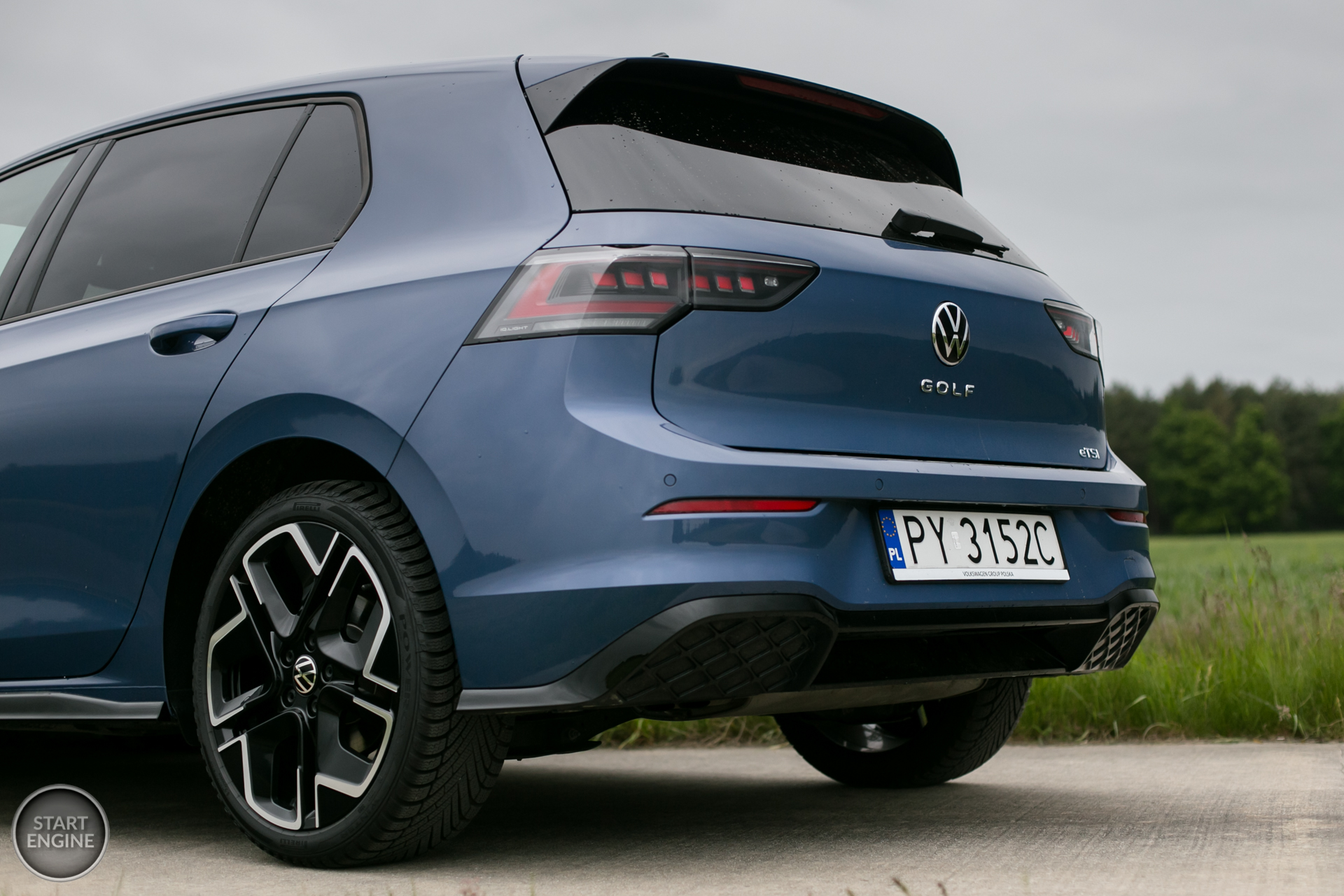 Volkswagen Golf R-Line 1.5 eTSI 150 KM DSG7