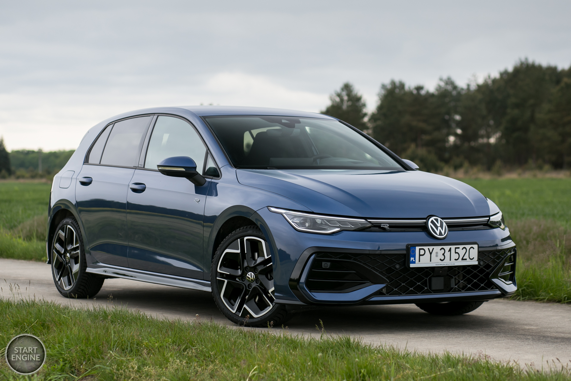 Volkswagen Golf R-Line 1.5 eTSI 150 KM DSG7