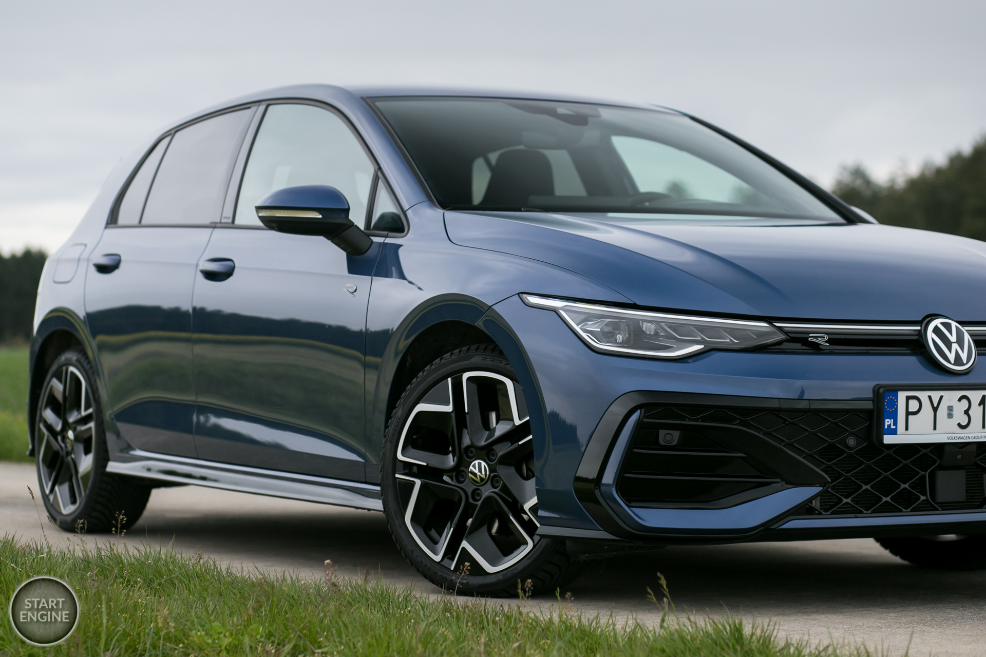 Volkswagen Golf R-Line 1.5 eTSI 150 KM DSG7