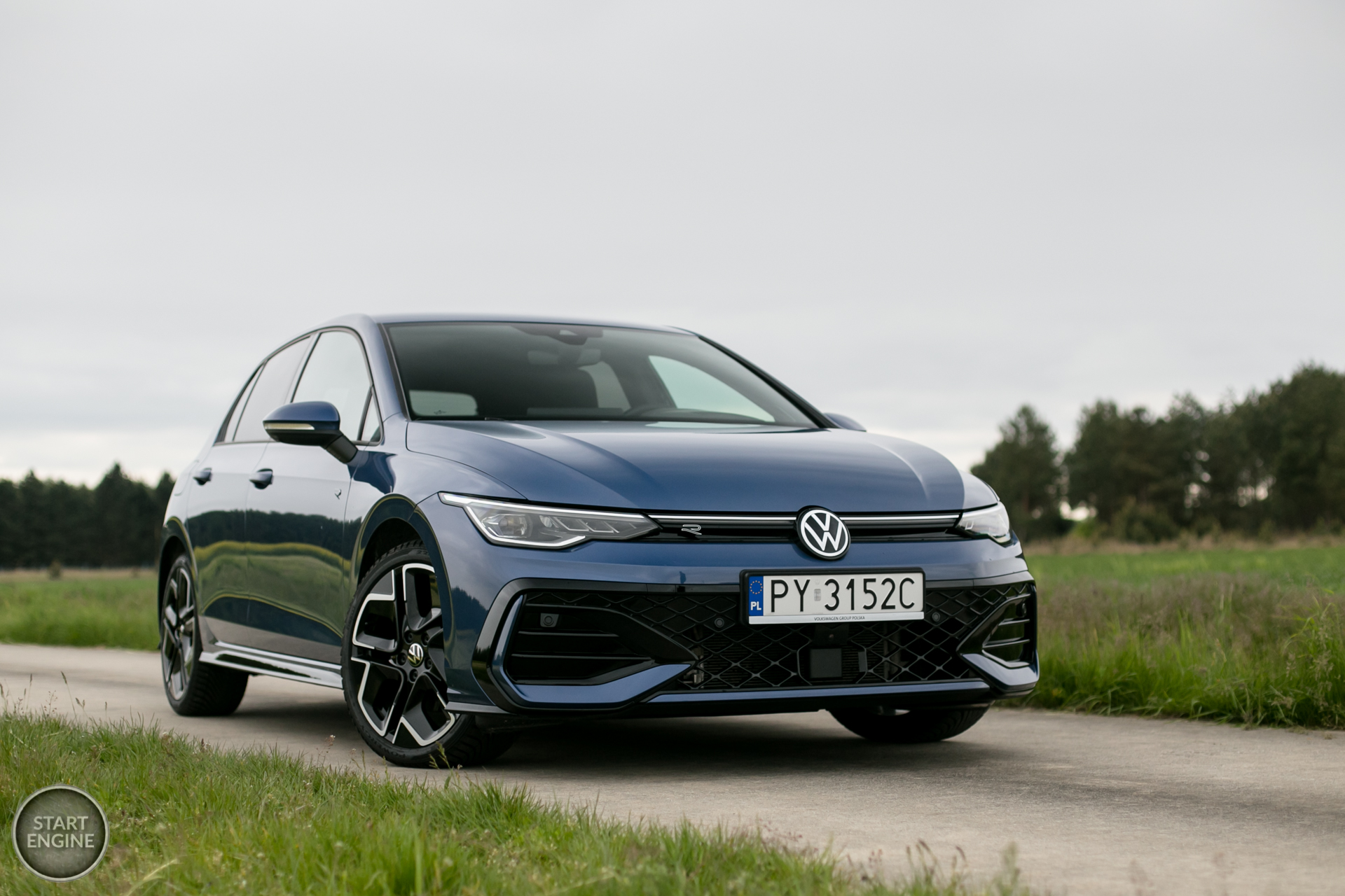 Volkswagen Golf R-Line 1.5 eTSI 150 KM DSG7