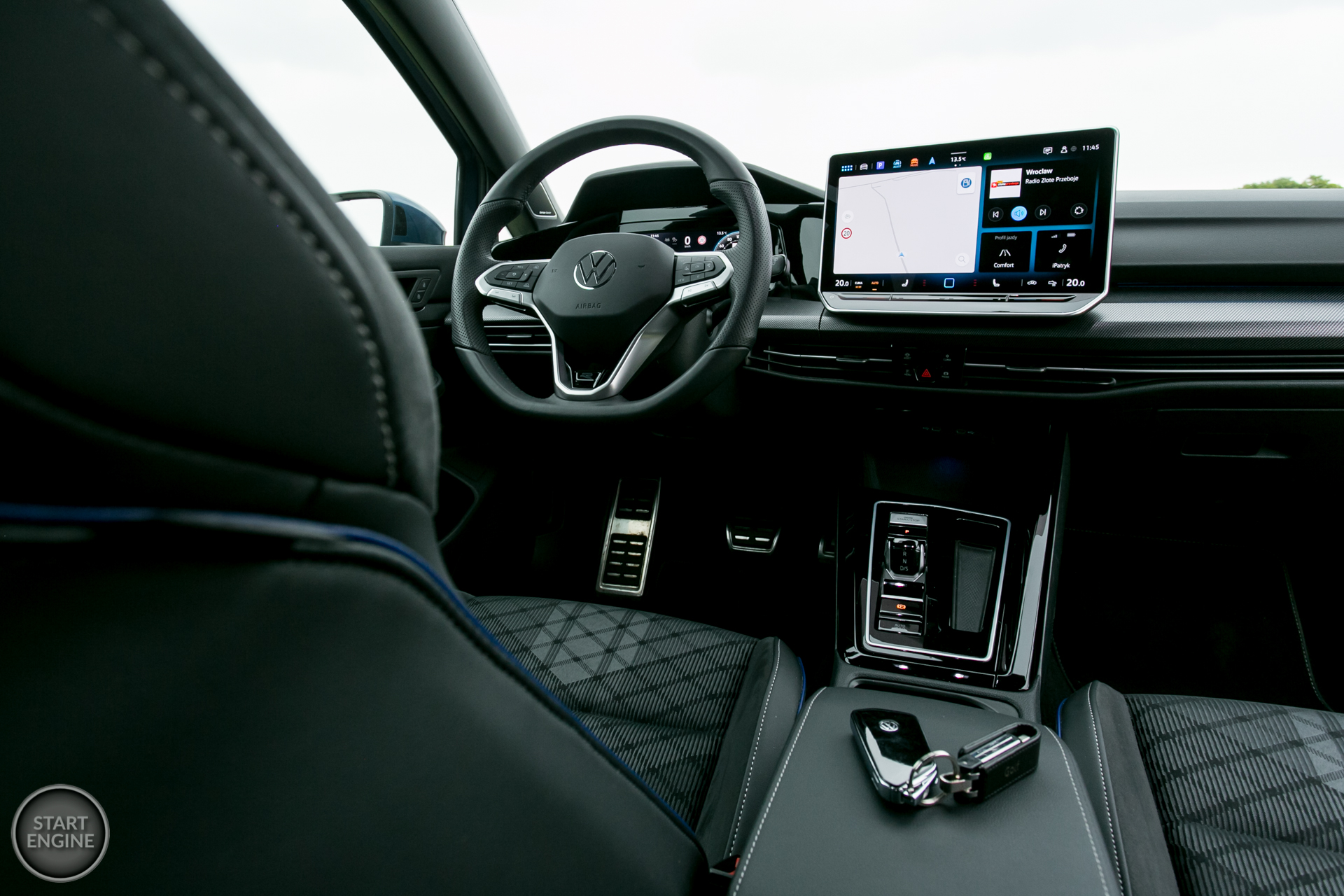 Volkswagen Golf R-Line 1.5 eTSI 150 KM DSG7