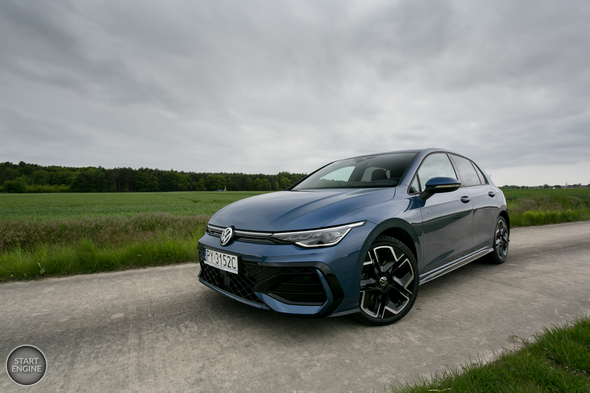 Volkswagen Golf R-Line 1.5 eTSI 150 KM DSG7
