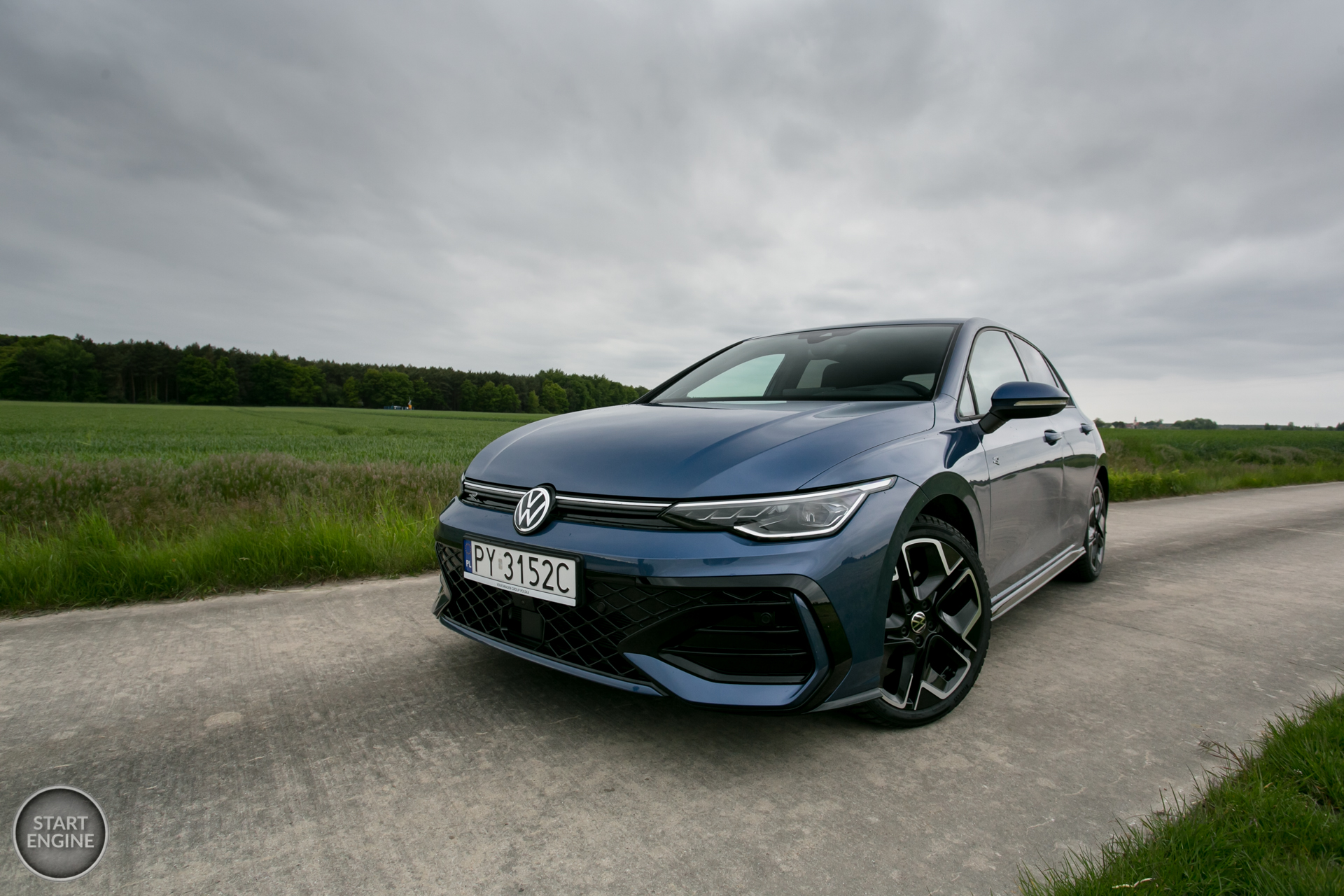 Volkswagen Golf R-Line 1.5 eTSI 150 KM DSG7