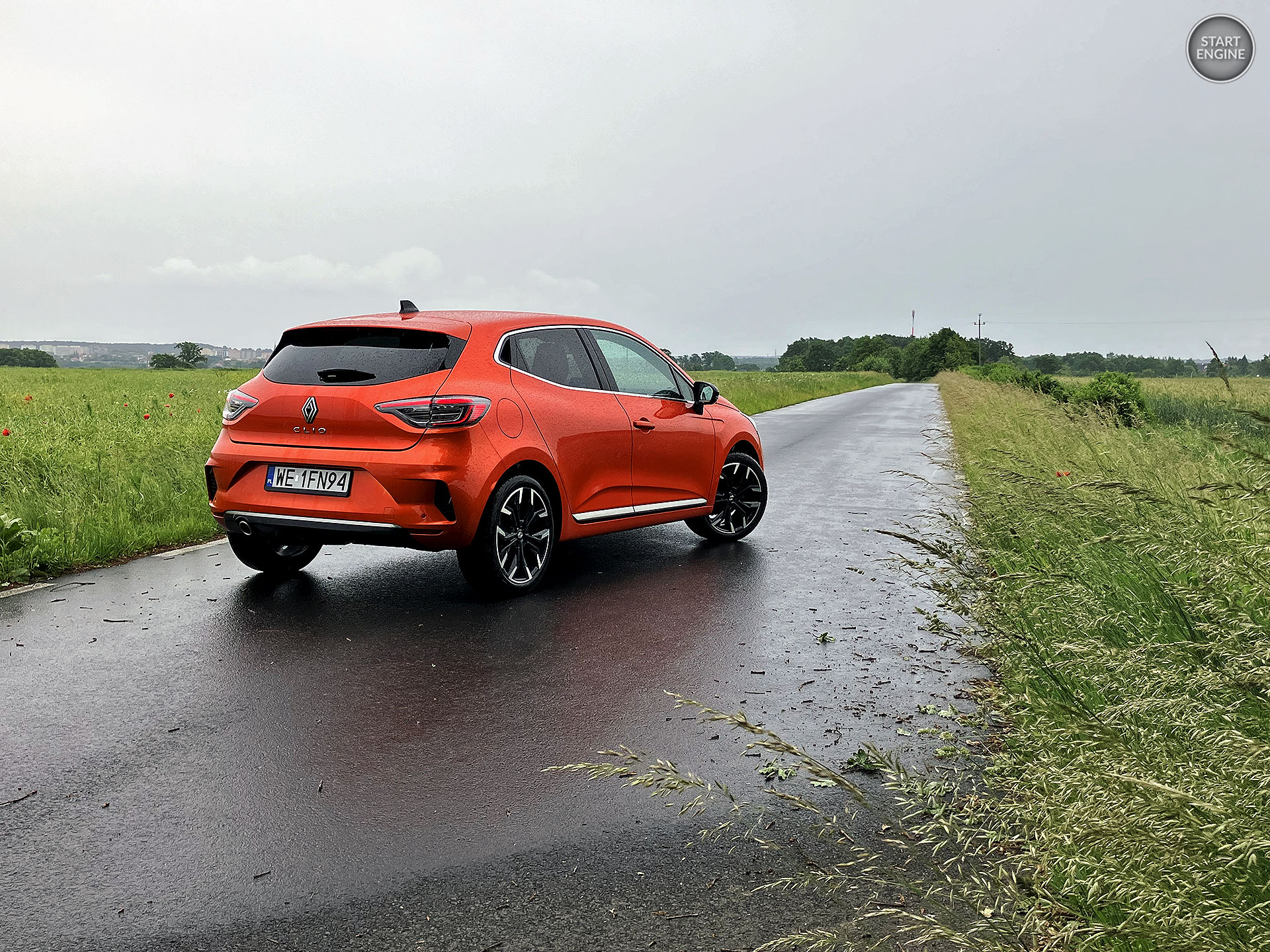 Renault Clio techno 1.0 TCe 90 KM X-Tronic
