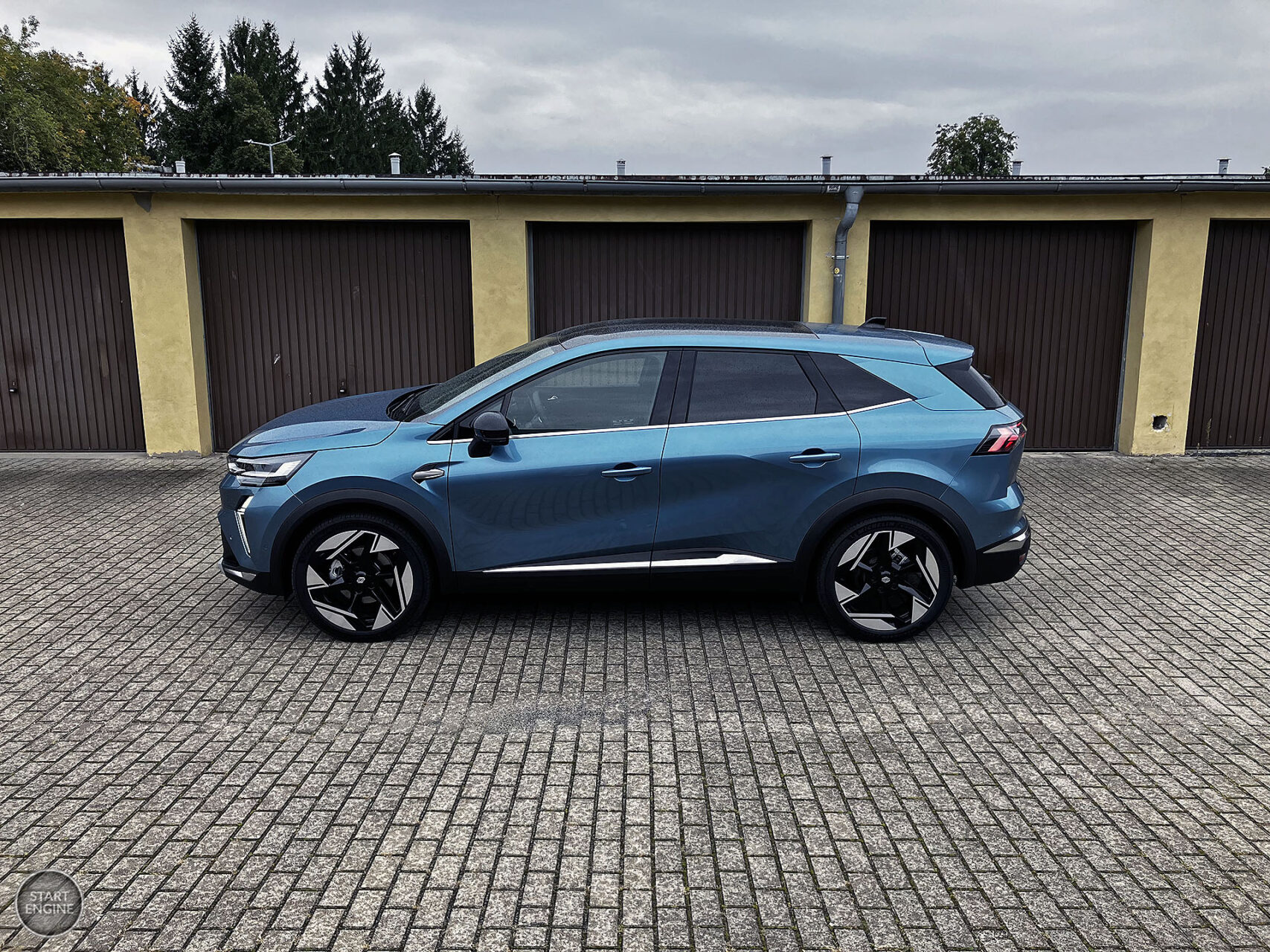 Renault Symbioz iconic E-TECH (2025)