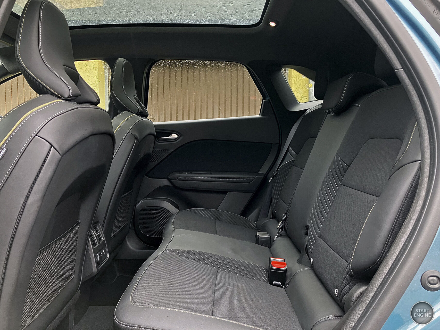 Renault Symbioz iconic E-TECH (2025)