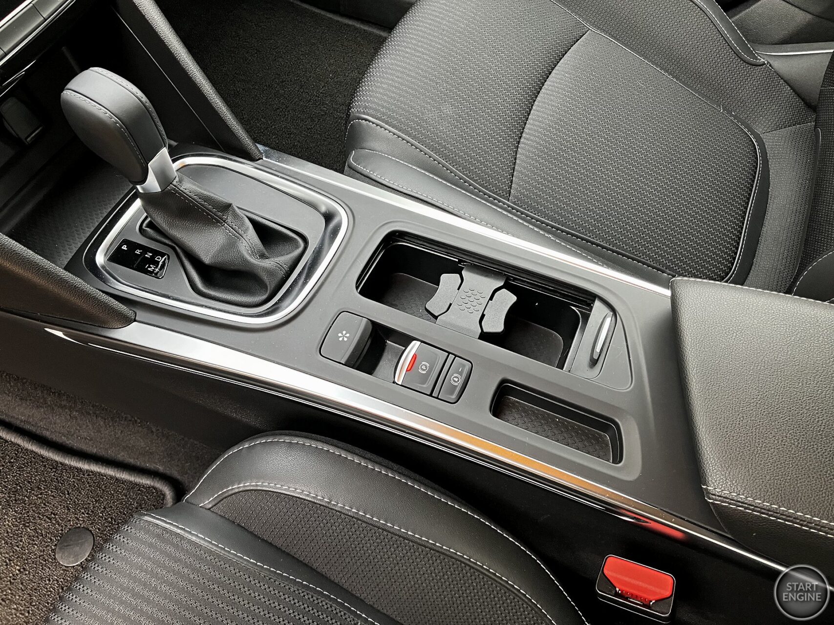 Renault Mégane Grand Coupé techno 1.5 Blue dCi 115 KM EDC