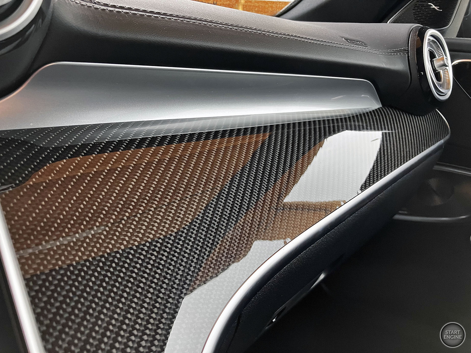 Mercedes-Benz C 300 e 4MATIC EQ