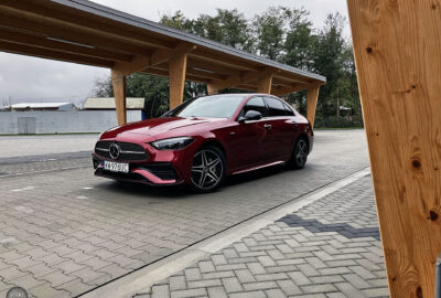 Mercedes-Benz C 300 e 4MATIC EQ