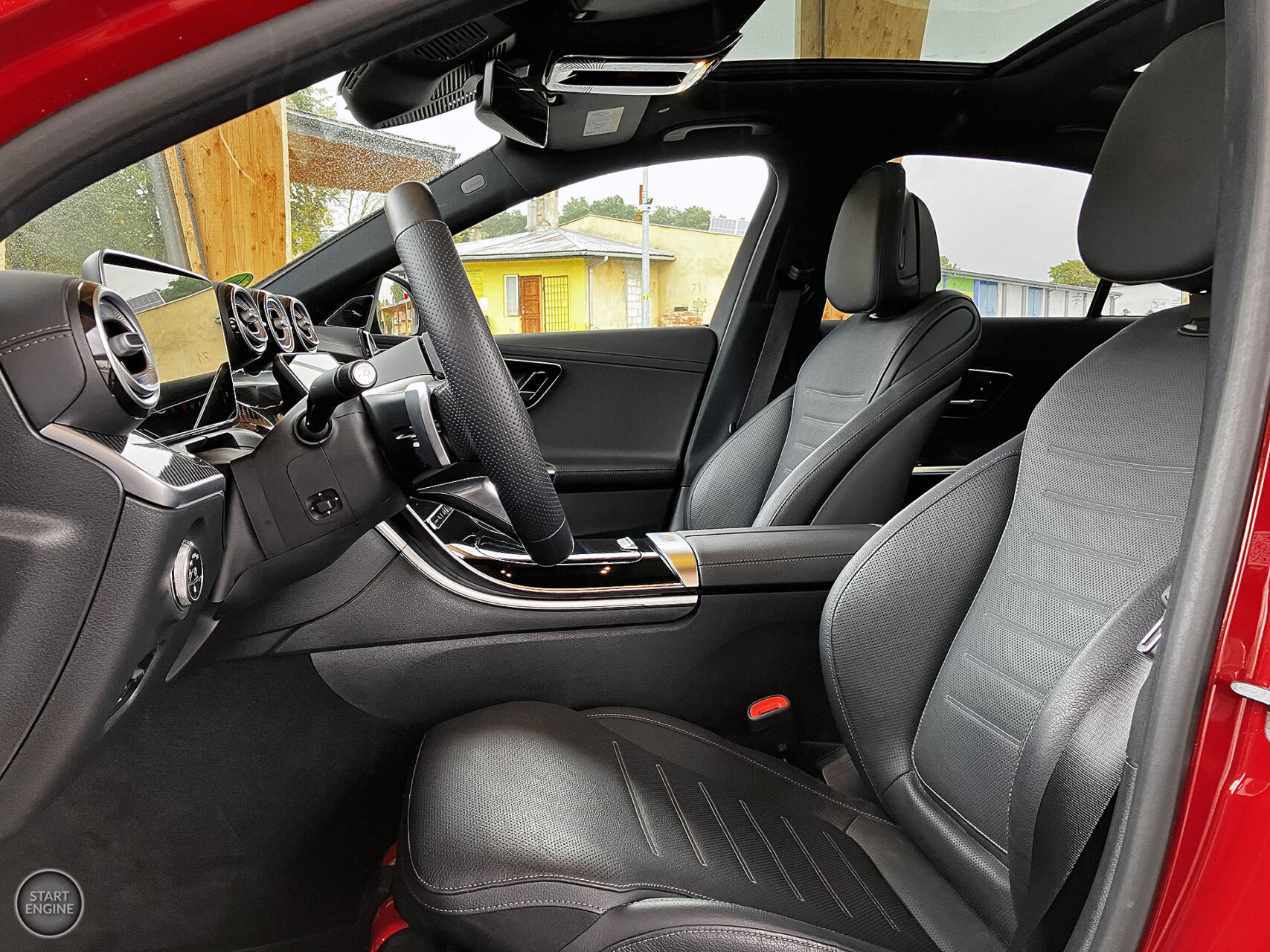 Mercedes-Benz C 300 e 4MATIC EQ