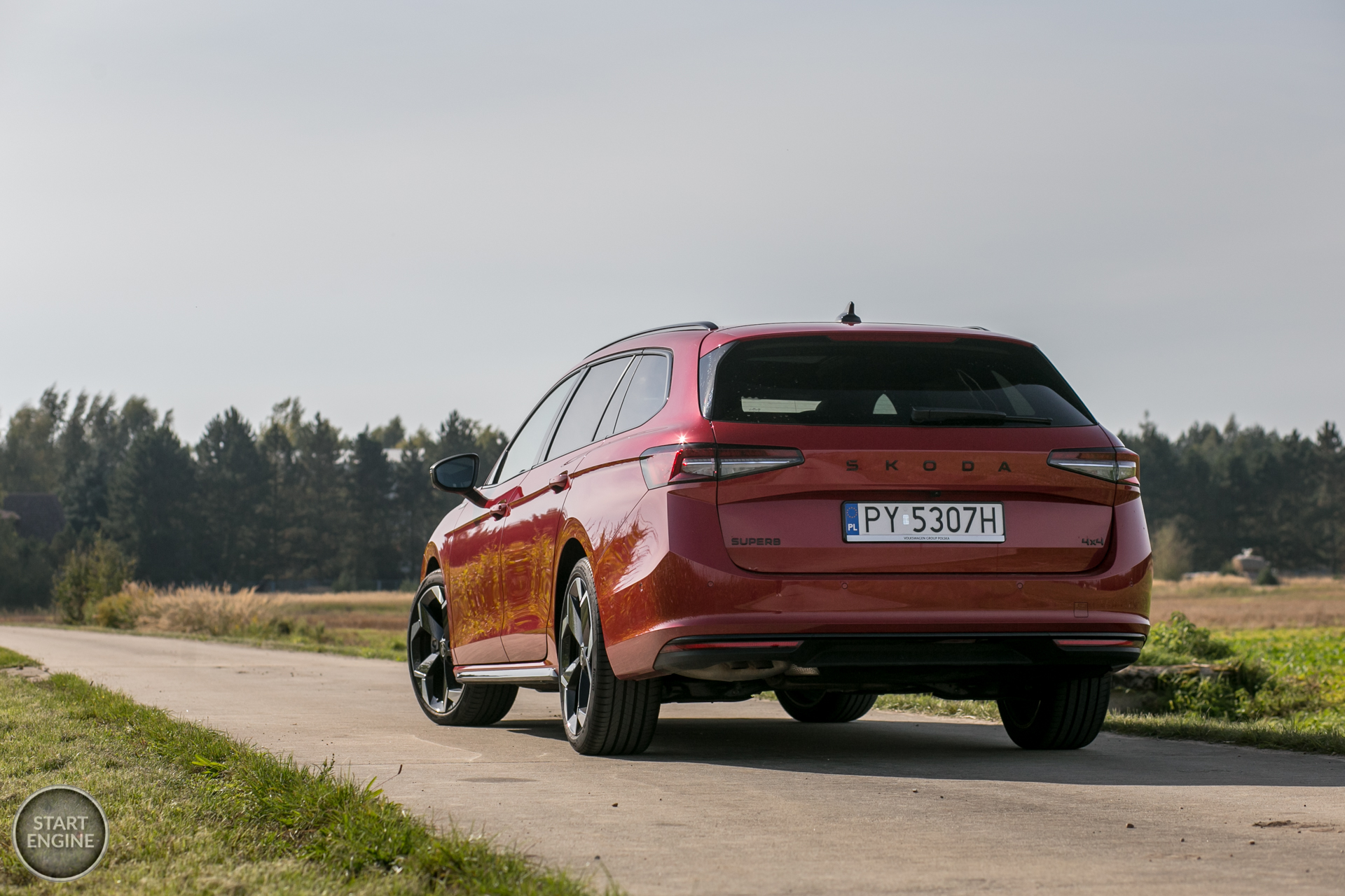 Škoda Superb Combi Sportline 2.0 TDI 193 KM DSG7 4x4