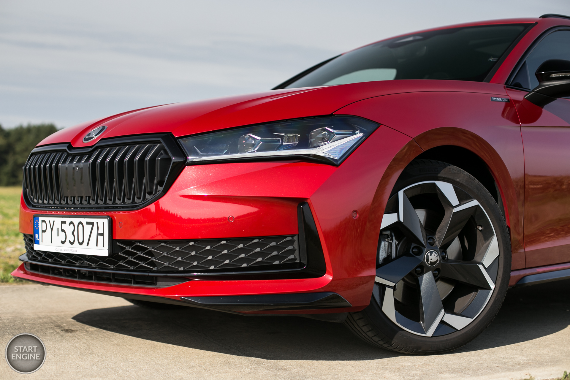 Škoda Superb Combi Sportline 2.0 TDI 193 KM DSG7 4x4