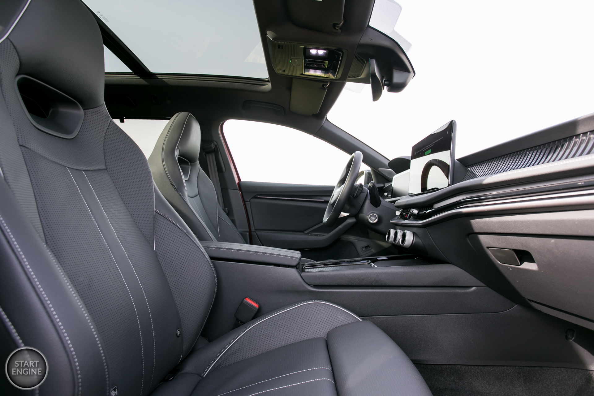 Škoda Superb Combi Sportline 2.0 TDI 193 KM DSG7 4x4