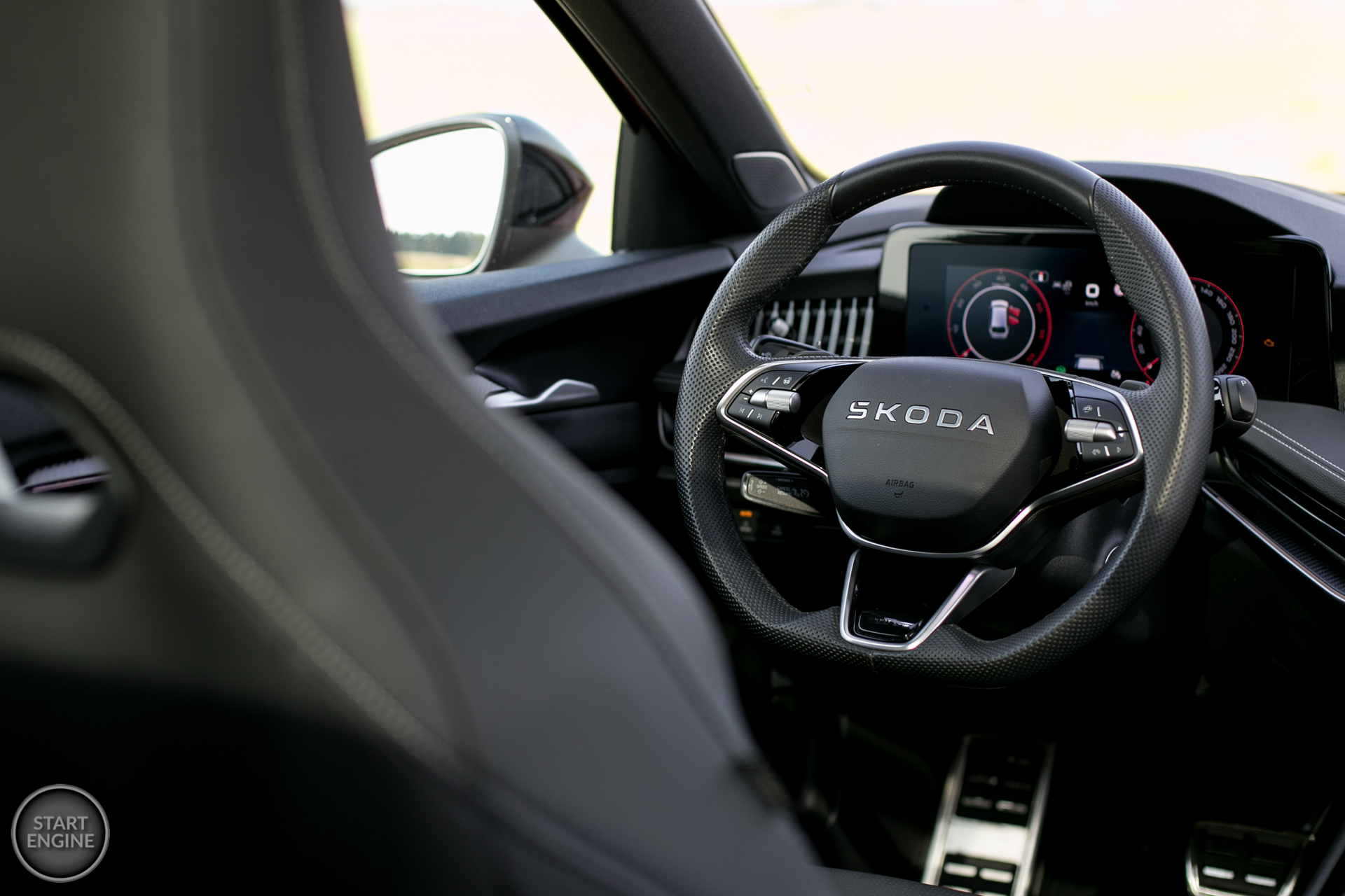 Škoda Superb Combi Sportline 2.0 TDI 193 KM DSG7 4x4