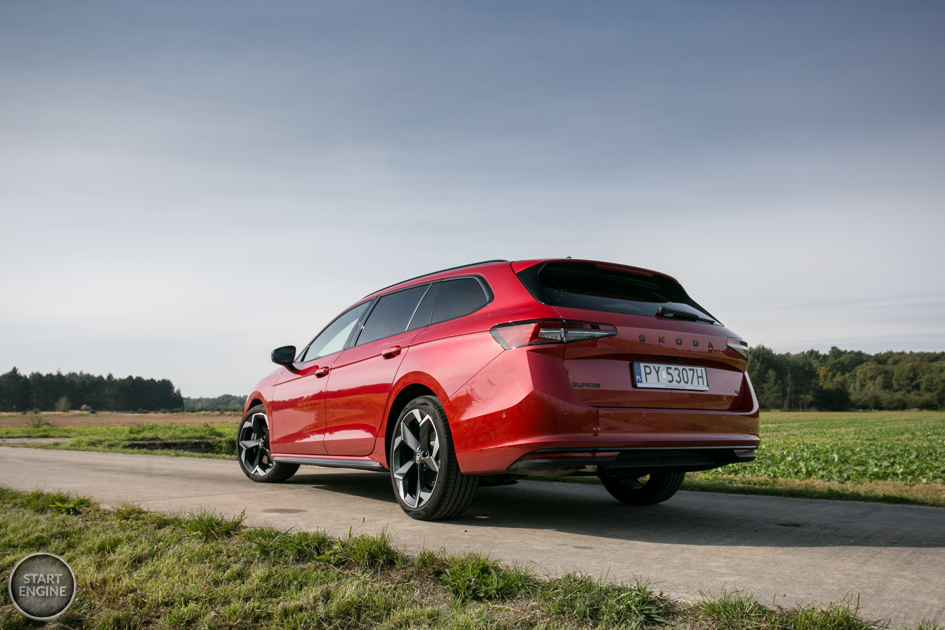 Škoda Superb Combi Sportline 2.0 TDI 193 KM DSG7 4x4