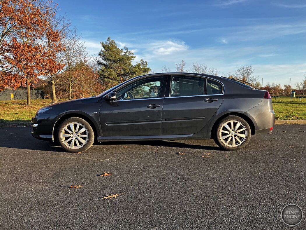 Renault Laguna III Bose Edition 2.0 16V 140 KM (2013)