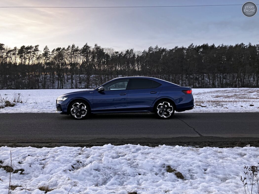 Škoda Superb Sportline 2.0 TSI 265 KM DSG7 4x4 liftback