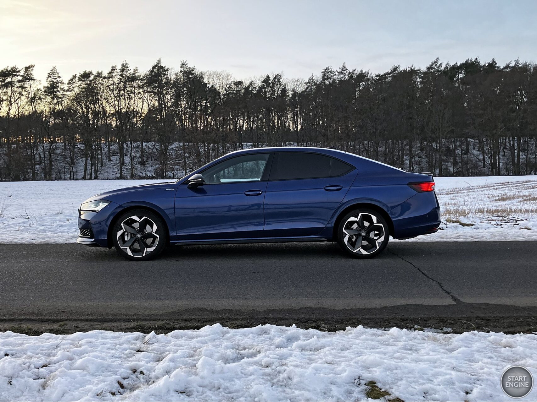 Škoda Superb Sportline 2.0 TSI 265 KM DSG7 4x4 liftback