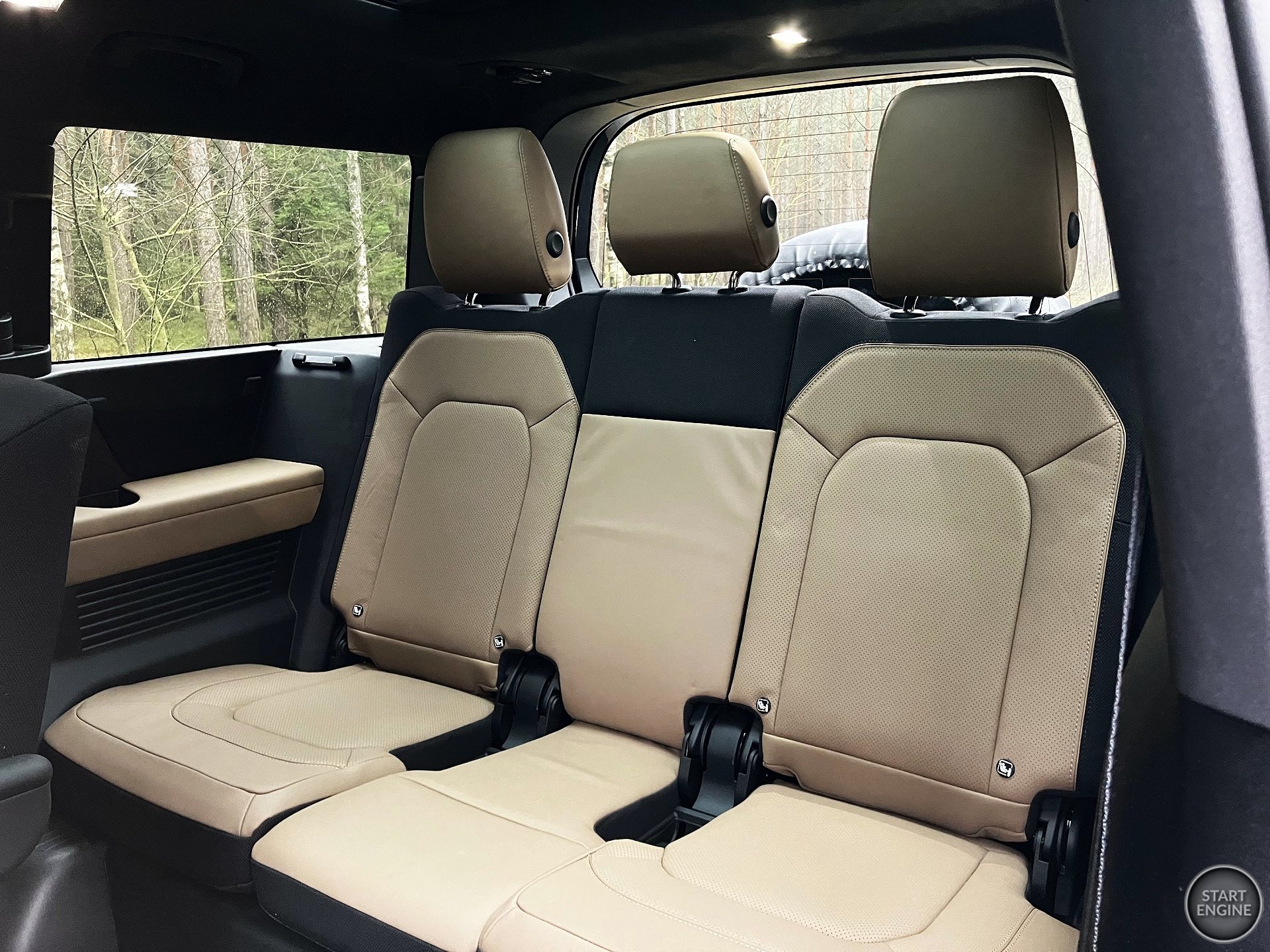 Land Rover Defender X-Dynamic HSE 130 D300 MHEV