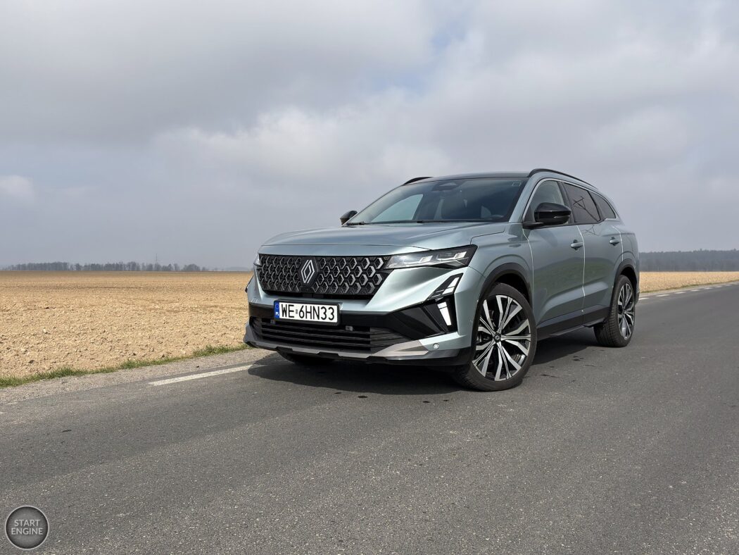 Renault Espace iconic E-TECH (2026)