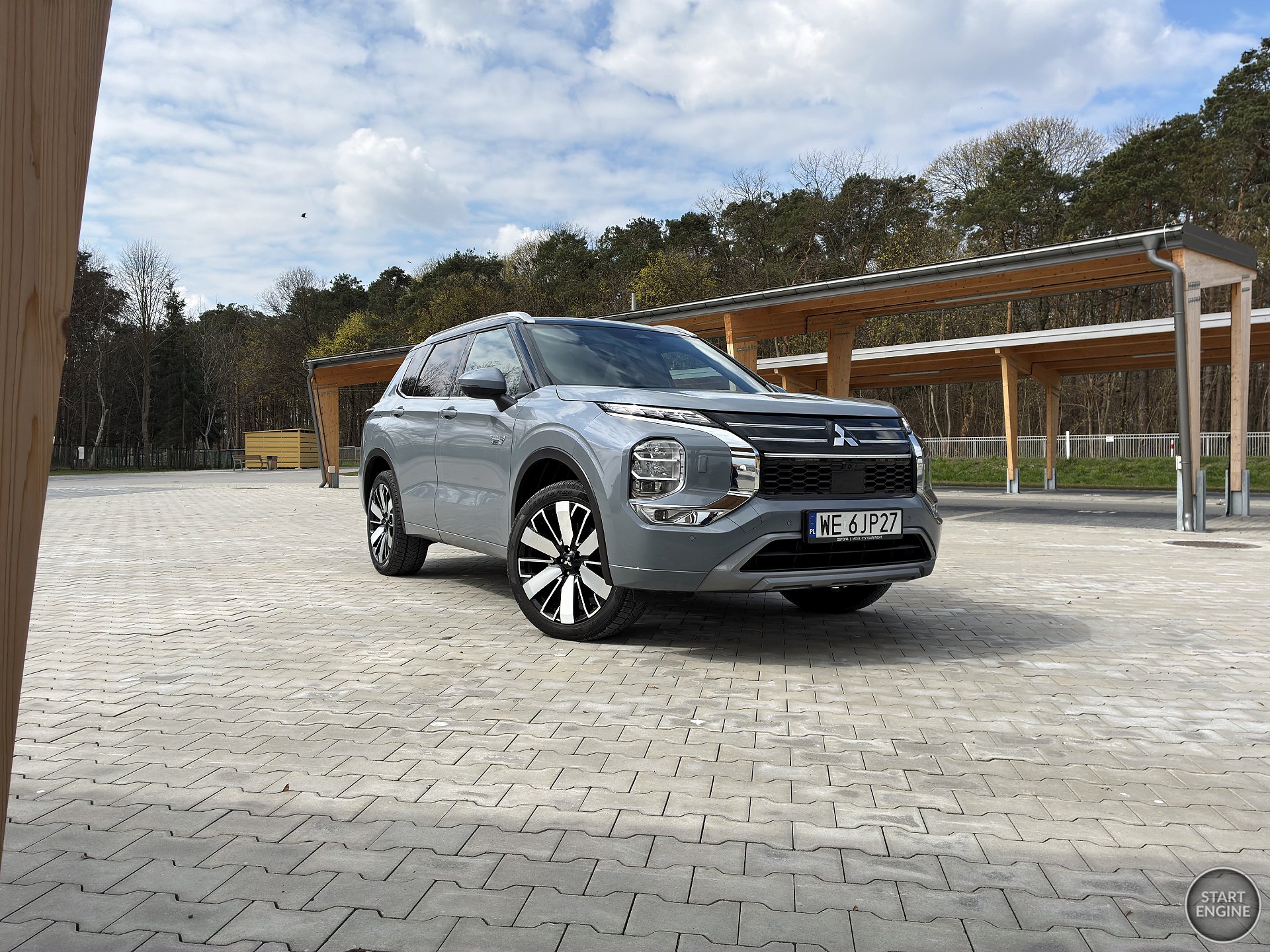 Mitsubishi Outlander PHEV (2026)