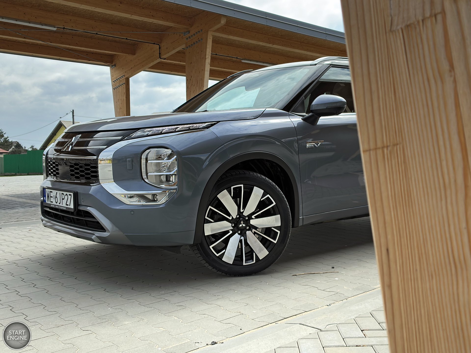 Mitsubishi Outlander PHEV (2026)
