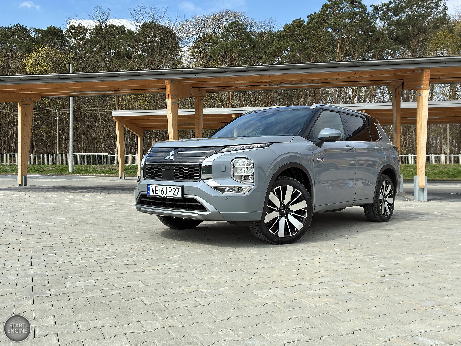 Mitsubishi Outlander PHEV (2026)
