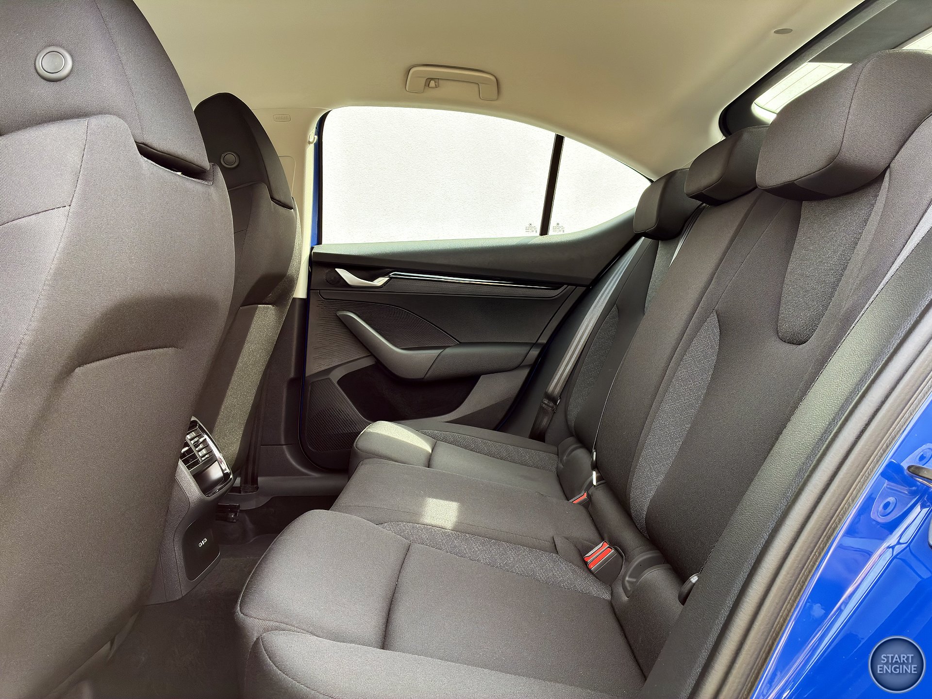 Škoda Octavia Drive Essence 1.5 TSI 115 KM 6MT liftback
