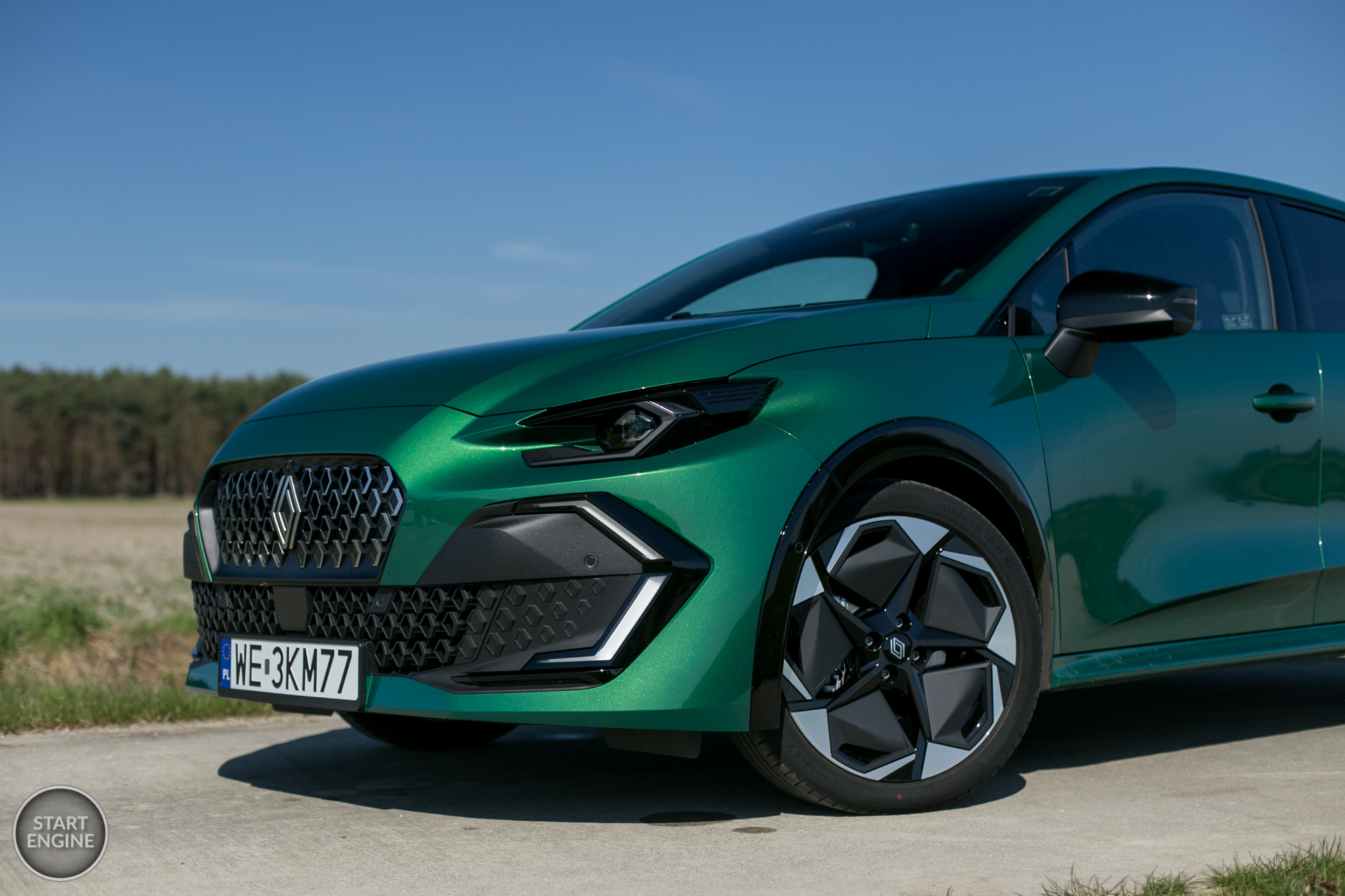 Renault Clio techno E-TECH (2026)