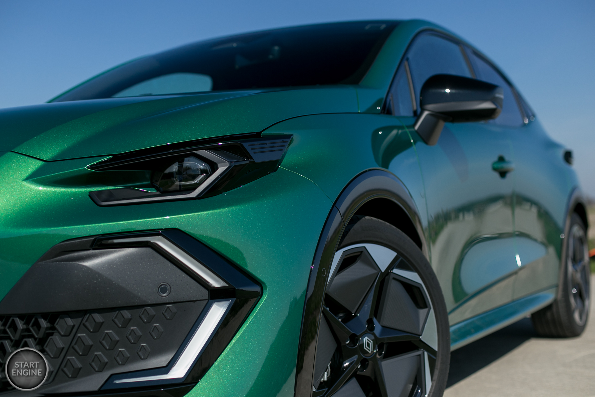 Renault Clio techno E-TECH (2026)