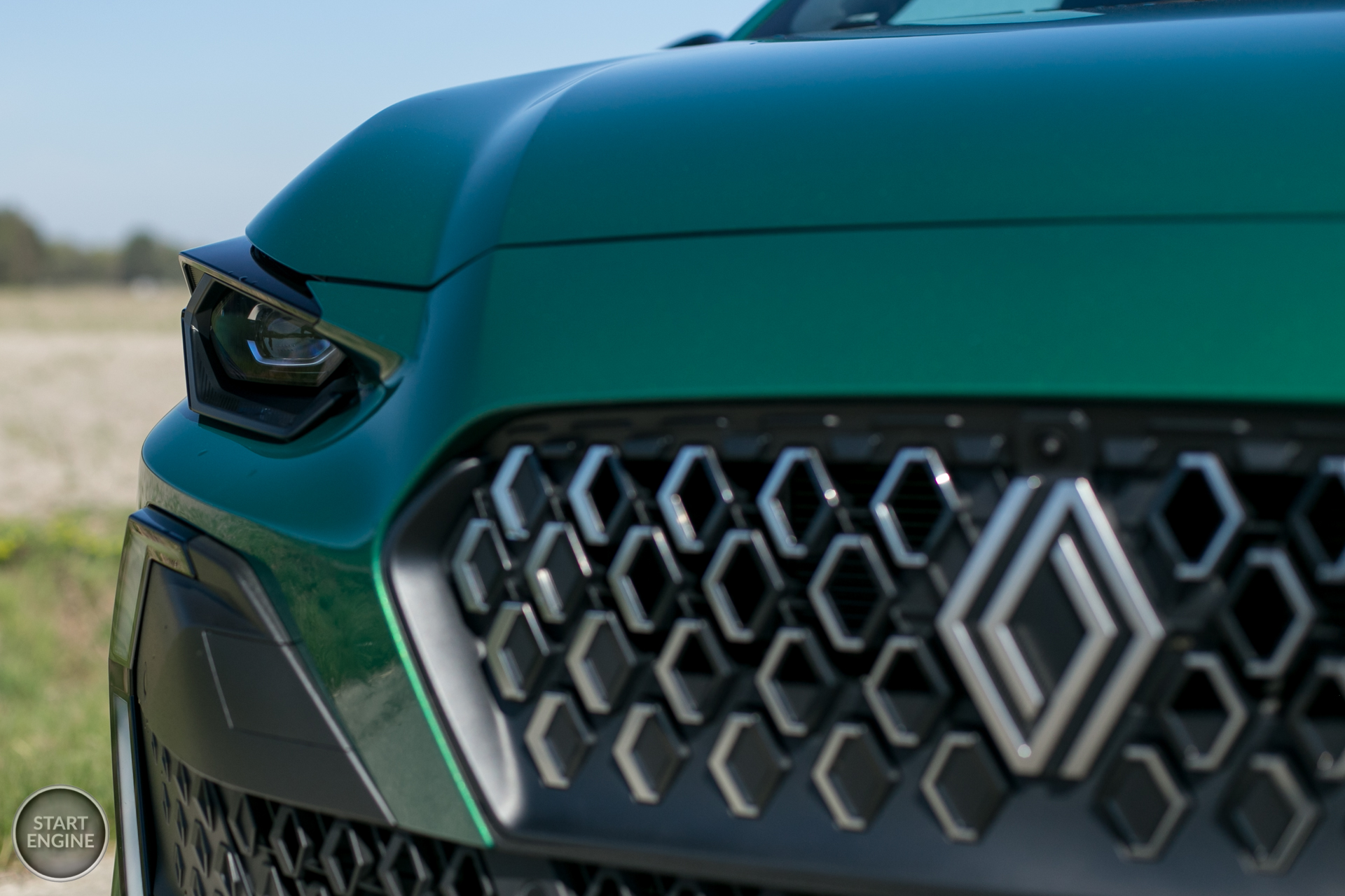 Renault Clio techno E-TECH (2026)
