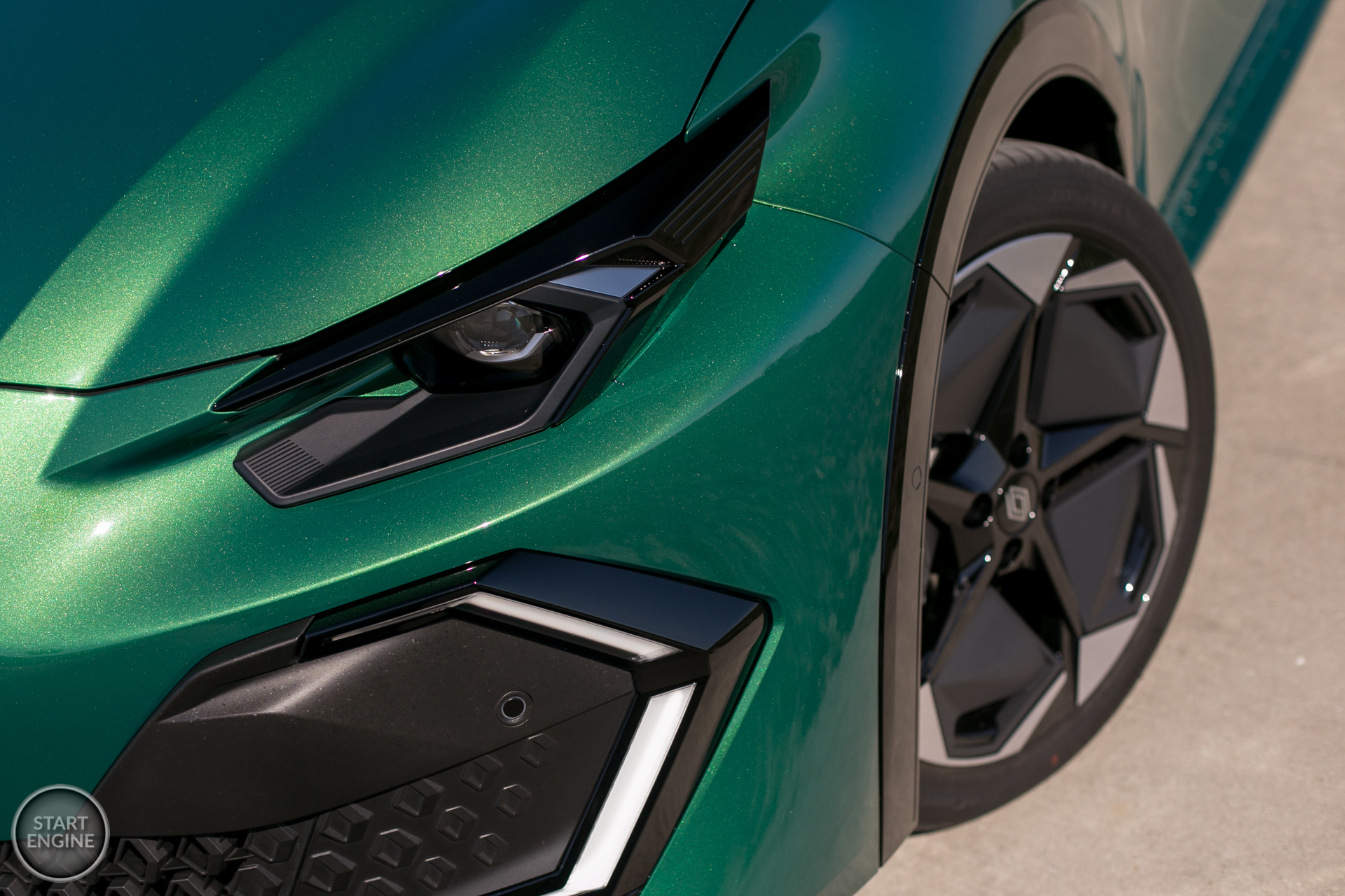 Renault Clio techno E-TECH (2026)