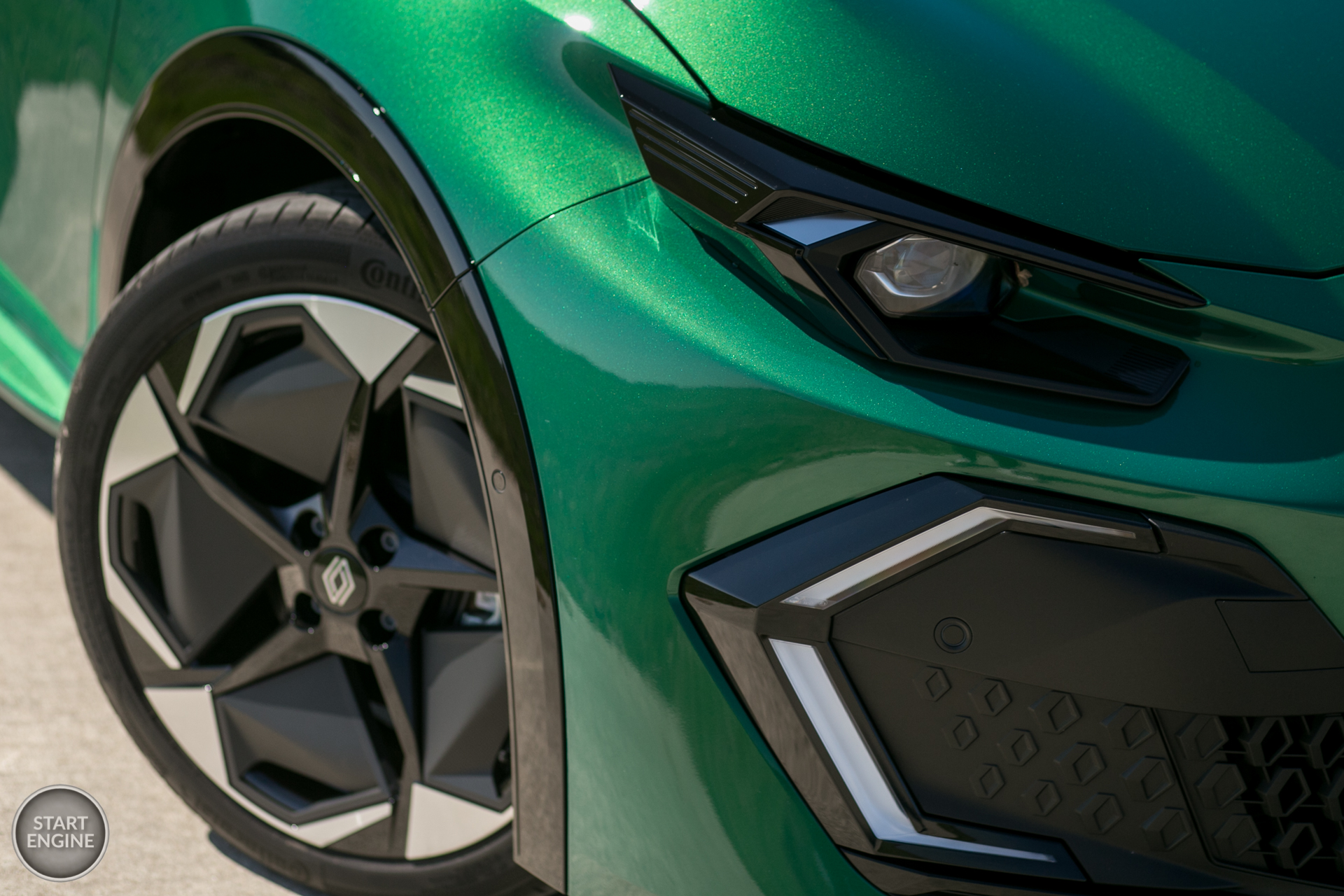 Renault Clio techno E-TECH (2026)