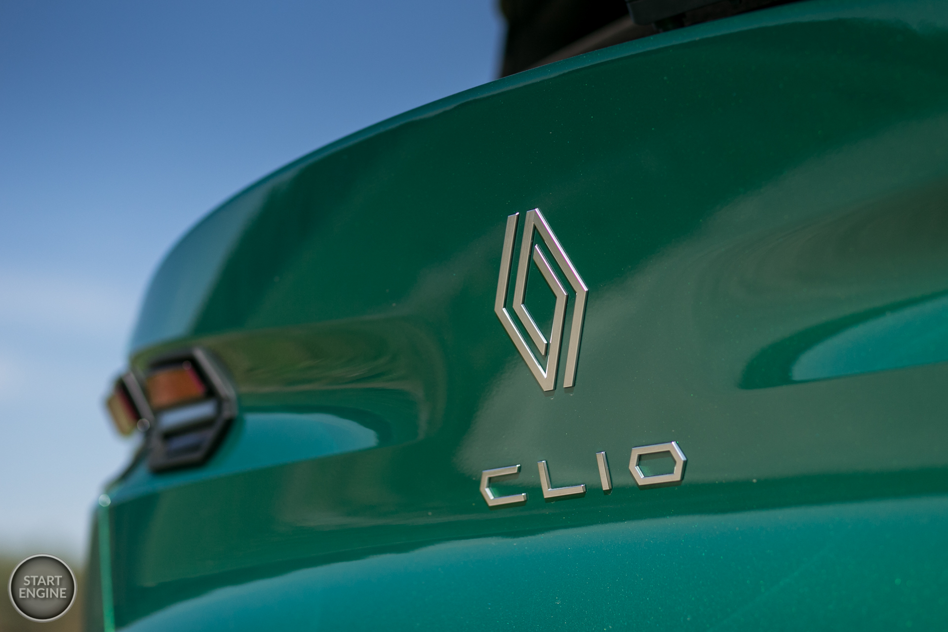 Renault Clio techno E-TECH (2026)