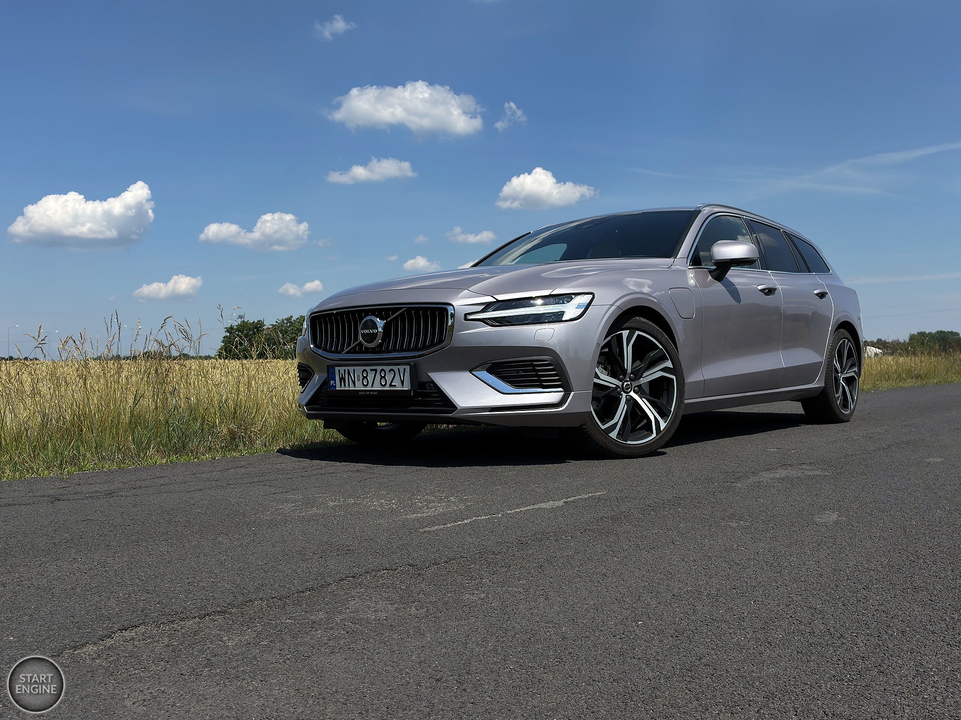 Volvo V60 T8 eAWD Ultra Bright